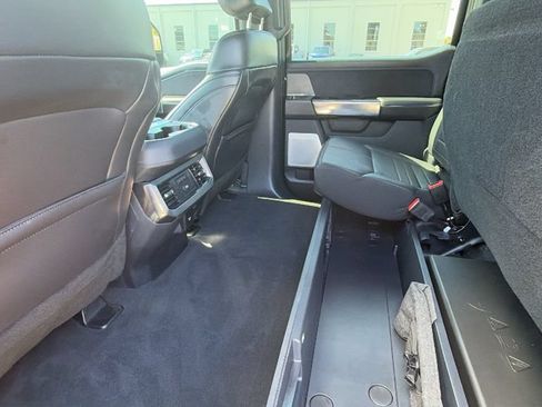Used 2025 Ford F250 Platinum w/ FX4 Off-Road Package AWD/4WD image 27