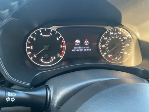 Used 2019 Nissan Altima 2.5 SL FWD image 16