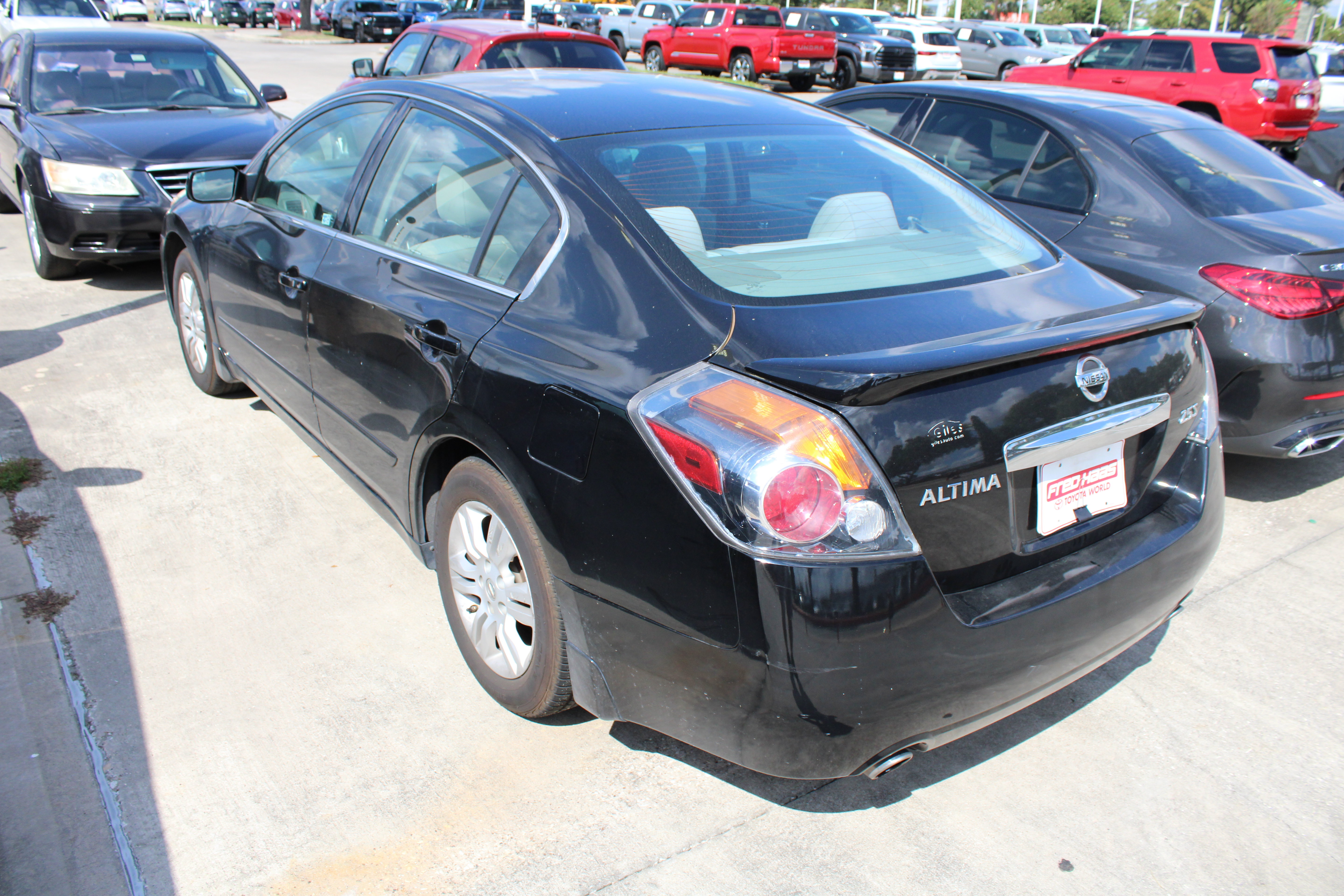 Used 2012 Nissan Altima 2.5 S w/ 20th Anniversary Pkg FWD image 5