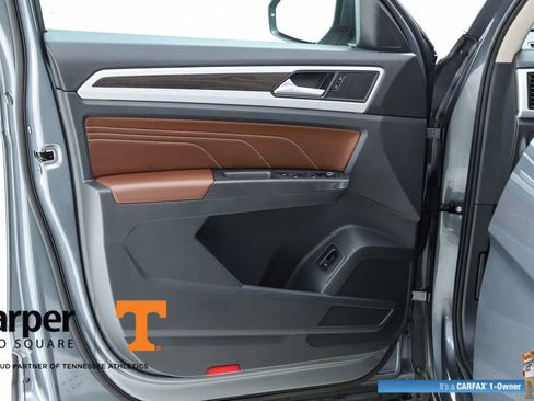 Used 2022 Volkswagen Atlas SE w/ Panoramic Sunroof Package image 57