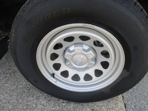 Used 2023 Chevrolet Silverado 1500 W/T w/ WT Value Package image 26