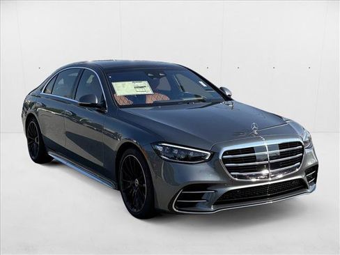 New 2026 Mercedes-Benz S 580 4MATIC Sedan image 3