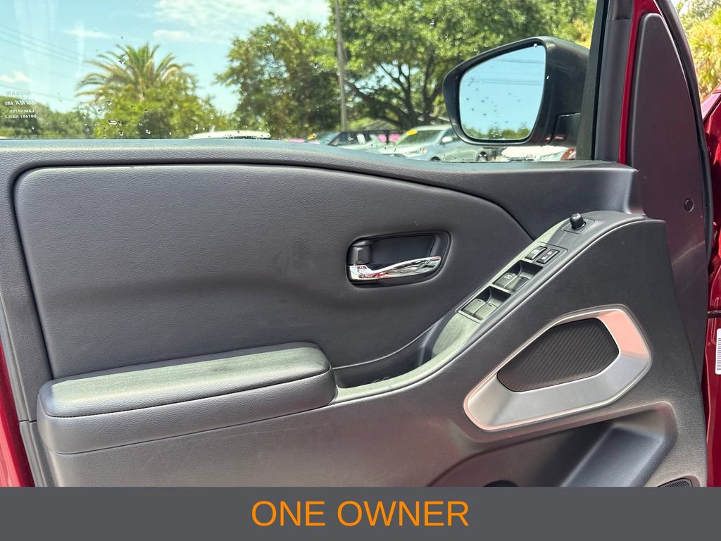 Used 2025 Nissan Frontier SL RWD image 3