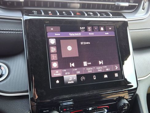 New 2026 Jeep Grand Cherokee L Laredo image 12