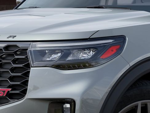 New 2027 Ford Explorer ST AWD/4WD image 18