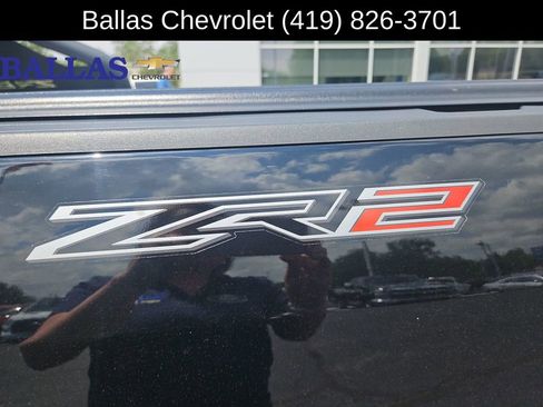 Certified 2021 Chevrolet Colorado ZR2 w/ ZR2 Midnight Special Edition AWD/4WD image 33