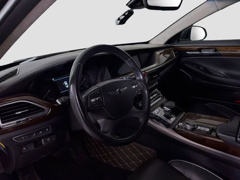 Used 2018 Genesis G90 5.0 Ultimate RWD image 10