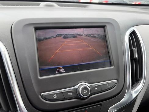 Used 2021 Chevrolet Equinox LS w/ LS Convenience Package AWD/4WD image 57