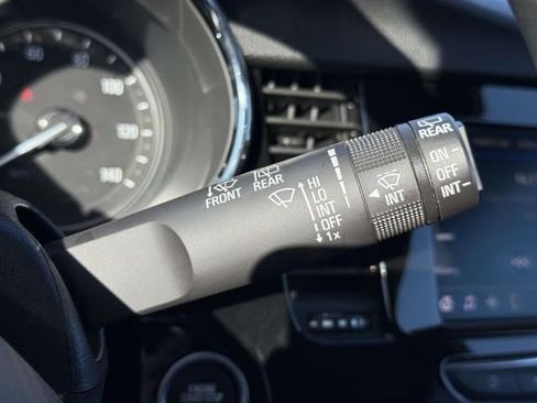 Used 2022 Buick Encore Preferred w/ Safety Package image 21