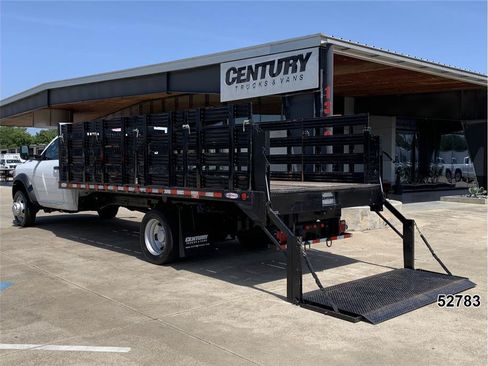 Used 2021 RAM 5500 Tradesman RWD image 8