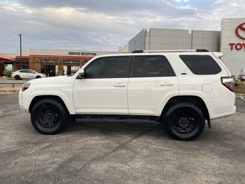 Used 2023 Toyota 4Runner SR5 Premium w/ Moonroof Package RWD image 8