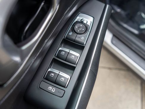 Used 2021 Kia Sorento S FWD image 17