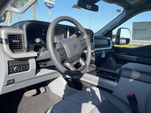 New 2026 Ford F250 XLT w/ XLT Premium Package image 9