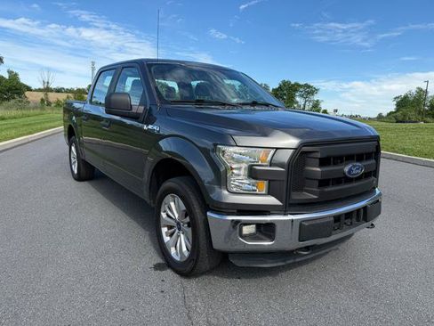 Used 2016 Ford F150 XL w/ Equipment Group 101A Mid AWD/4WD image 3