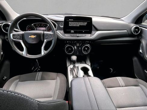 Certified 2024 Chevrolet Blazer LT w/ Convenience Package image 16