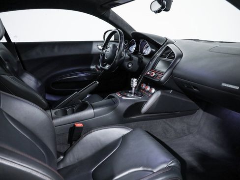 Used 2012 Audi R8 V10 image 27