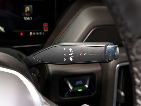 Used 2025 GMC Yukon Denali image 26