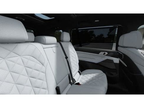 New 2027 BMW X7 xDrive40i AWD/4WD image 12