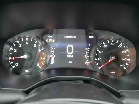 New 2026 Jeep Compass Latitude image 38