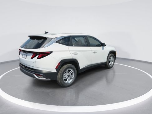 New 2026 Hyundai Tucson SE AWD/4WD image 8