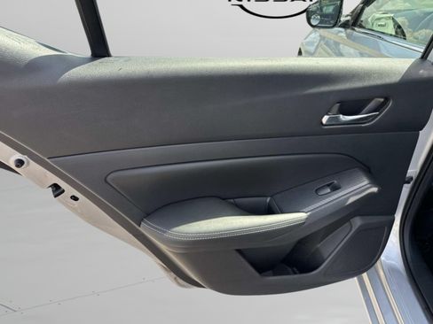 Used 2019 Nissan Altima 2.5 Platinum FWD image 13