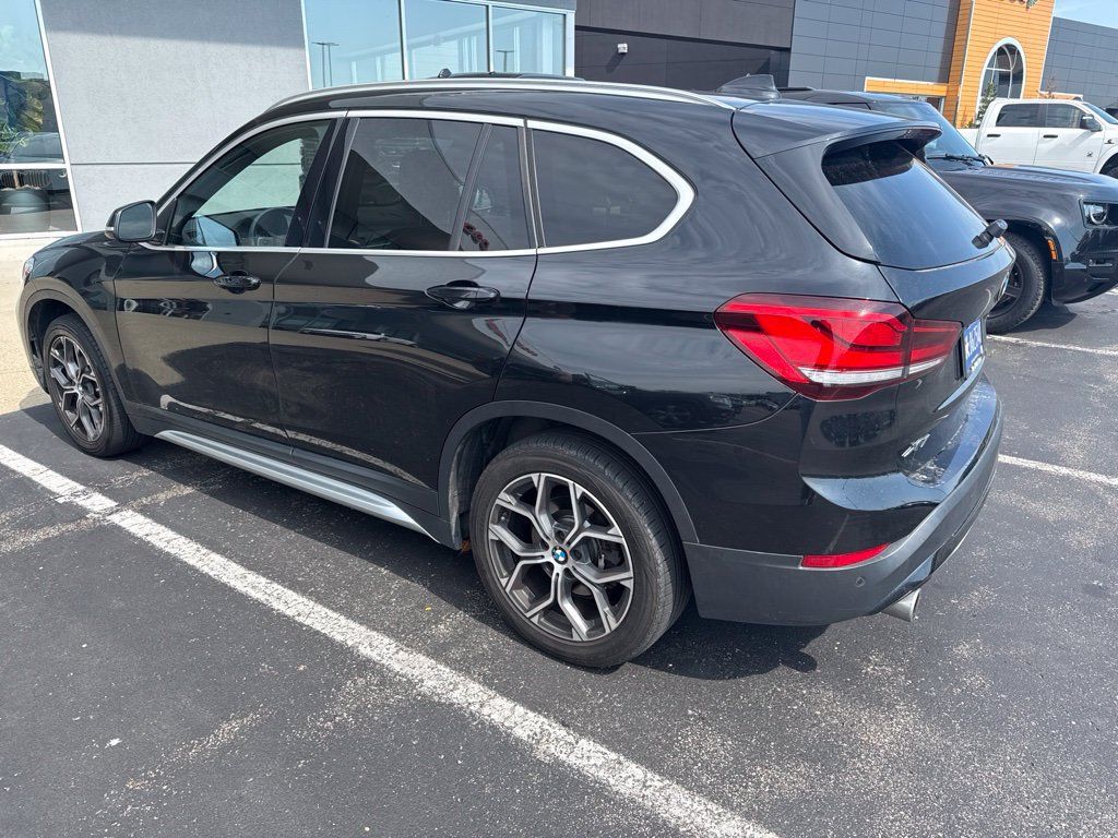 Used 2022 BMW X1 xDrive28i w/ Premium Package AWD/4WD image 5