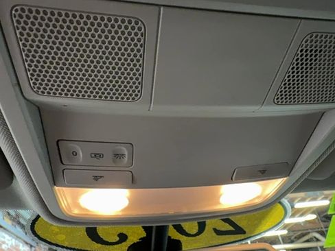 Used 2015 Volkswagen Passat 1.8T S image 34