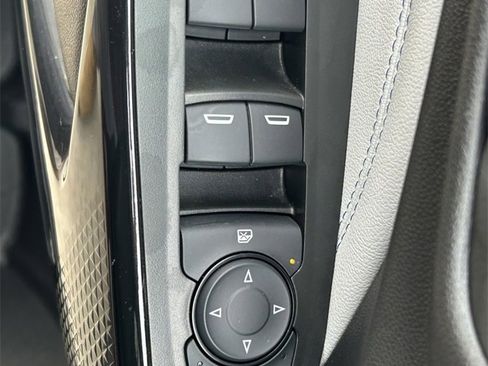 Used 2025 Chevrolet Trax LT image 22