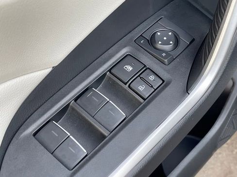 Used 2024 Toyota RAV4 XLE w/ Convenience Package image 14