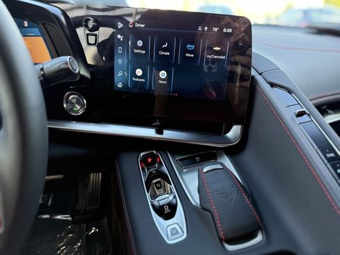 Used 2025 Chevrolet Corvette Z06 image 16