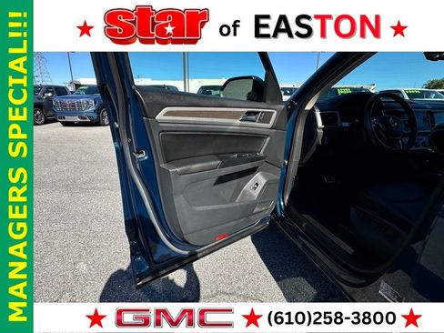 Used 2019 Volkswagen Atlas SEL R-Line image 19