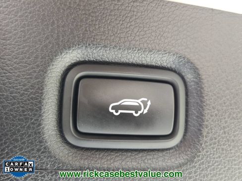 Used 2023 Hyundai Santa Fe SEL FWD image 14