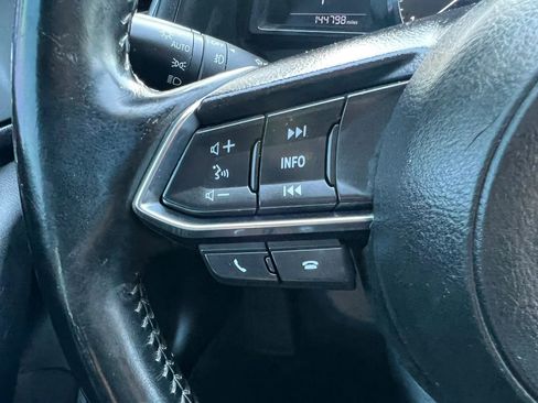 Used 2017 MAZDA MAZDA3 Grand Touring w/ Premium Equipment Package FWD image 17