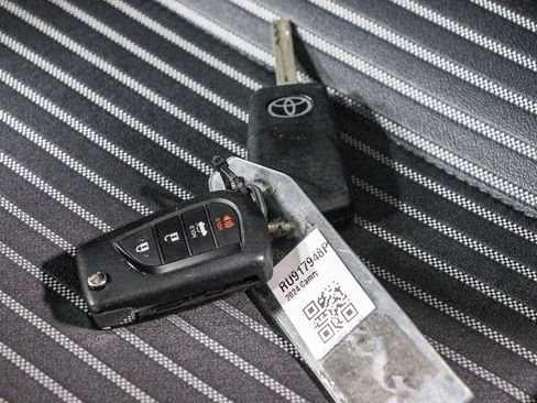 Certified 2024 Toyota Camry SE FWD image 29
