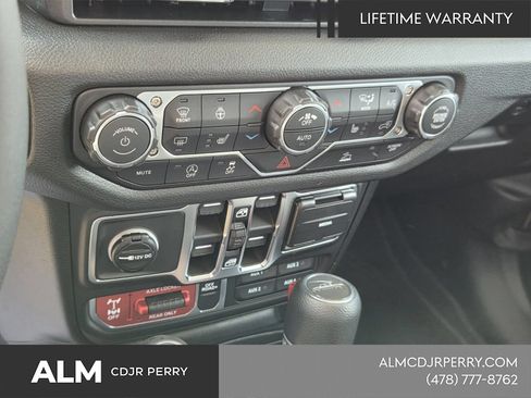 New 2026 Jeep Gladiator Mojave AWD/4WD image 22
