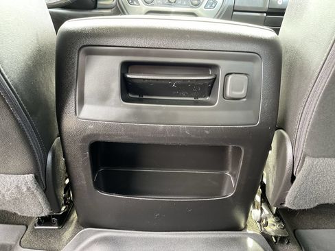 Used 2018 Chevrolet Silverado 2500 LTZ w/ Vortec Plus Package AWD/4WD image 40