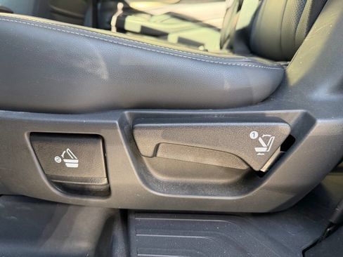 Used 2019 Subaru Ascent Limited w/ Popular Package #3 AWD/4WD image 24