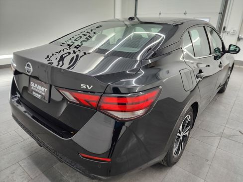 Used 2023 Nissan Sentra SV image 5