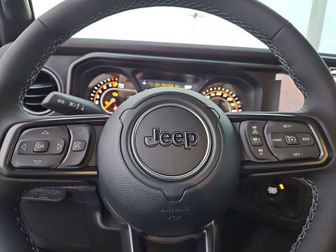 New 2026 Jeep Gladiator Rubicon image 13