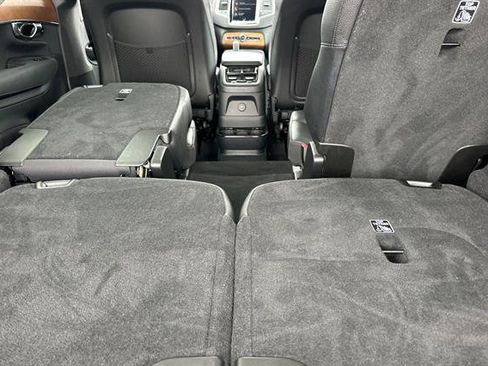 Certified 2021 Volvo XC90 T8 Inscription Expression w/ Protection Package Premier image 17