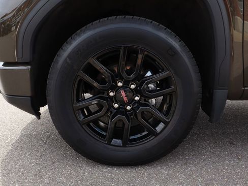 Used 2023 GMC Sierra 1500 Elevation image 25