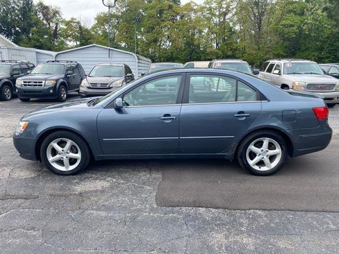 Used 2010 Hyundai Sonata SE image 2