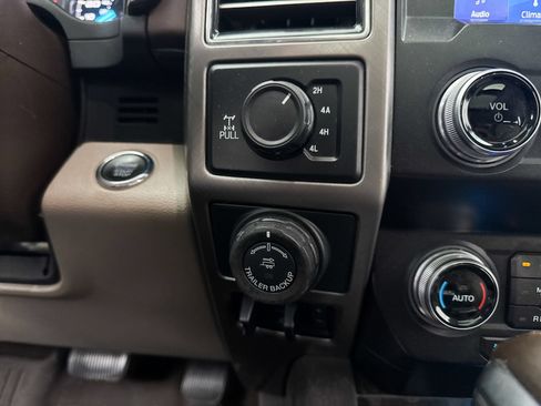 Used 2019 Ford F150 Limited w/ Trailer Tow Package AWD/4WD image 11