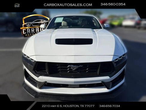 Used 2025 Ford Mustang GT Premium image 8