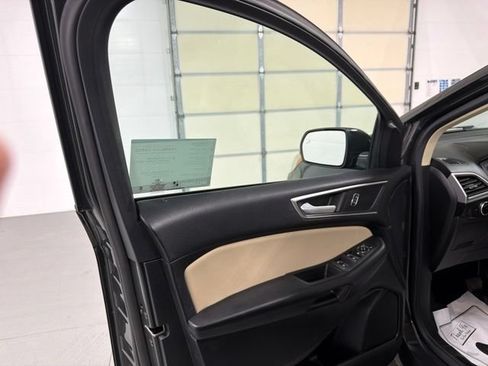 Used 2023 Ford Edge SEL w/ Convenience Package AWD/4WD image 14