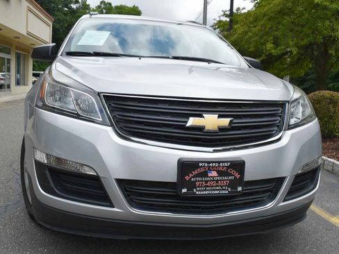 Used 2017 Chevrolet Traverse LS FWD image 55