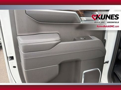 New 2026 GMC Sierra 1500 Elevation w/ Elevation Select Package AWD/4WD image 39