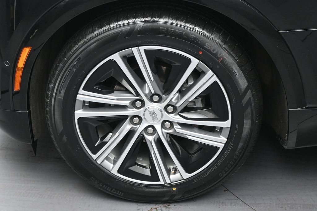 Used 2024 Cadillac Lyriq Luxury RWD image 12