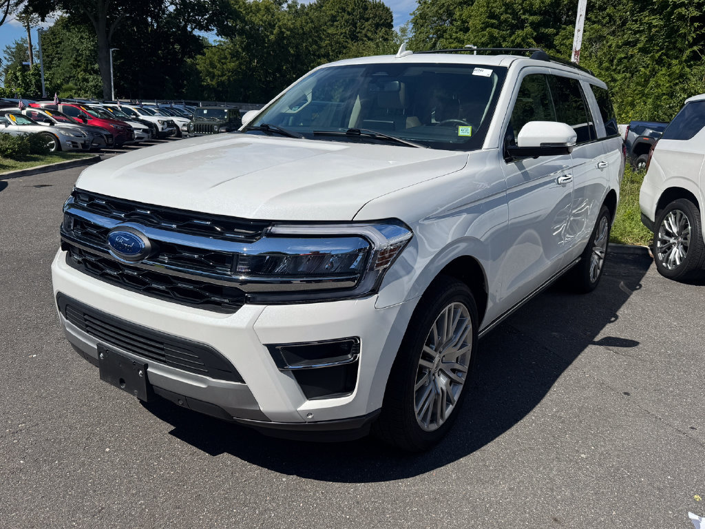 Used 2024 Ford Expedition Limited AWD/4WD image 7