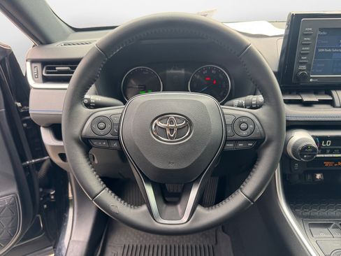 Used 2022 Toyota RAV4 SE AWD/4WD image 13